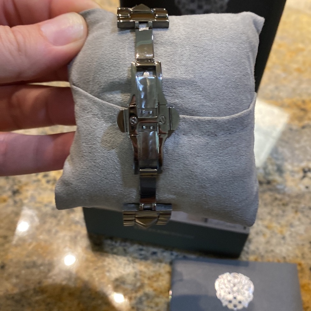 Vince Camuto watch New, never worn. Battery recently replaced. Beautiful!! - Picture 7 of 10